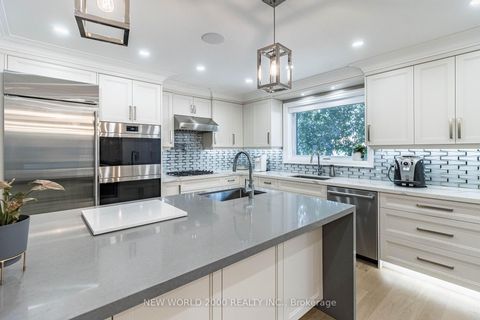 Photo 4 at 58 Comay Road, Amesbury, Toronto