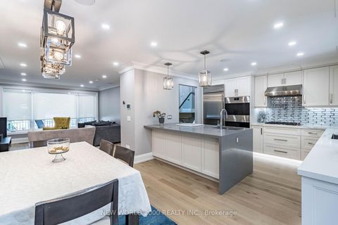Photo 7 at 58 Comay Road, Amesbury, Toronto