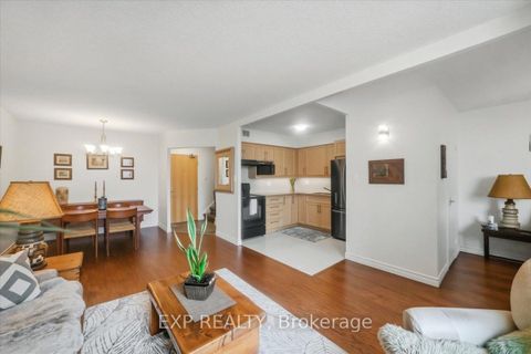 Photo 3 at 617 - 60 Southport Street, Swansea, Toronto