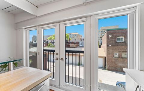 Photo 18 at 7 - 692 St. Clarens Avenue, Junction, Toronto