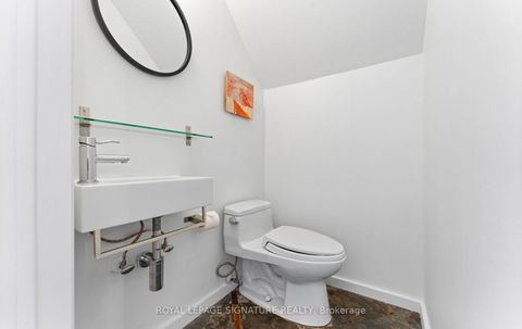 Photo 29 at 7 - 692 St. Clarens Avenue, Junction, Toronto