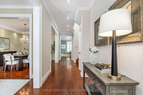 Photo 2 at 3 Humbercrest Boulevard, Lambton Baby Point, Toronto