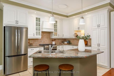 Photo 12 at 3 Humbercrest Boulevard, Lambton Baby Point, Toronto