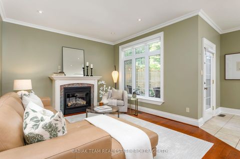 Photo 16 at 3 Humbercrest Boulevard, Lambton Baby Point, Toronto