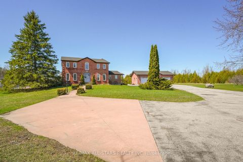 Photo 8 at 25472 Lakeridge Road, Pefferlaw, Georgina