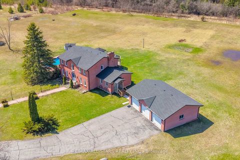 Photo 10 at 25472 Lakeridge Road, Pefferlaw, Georgina