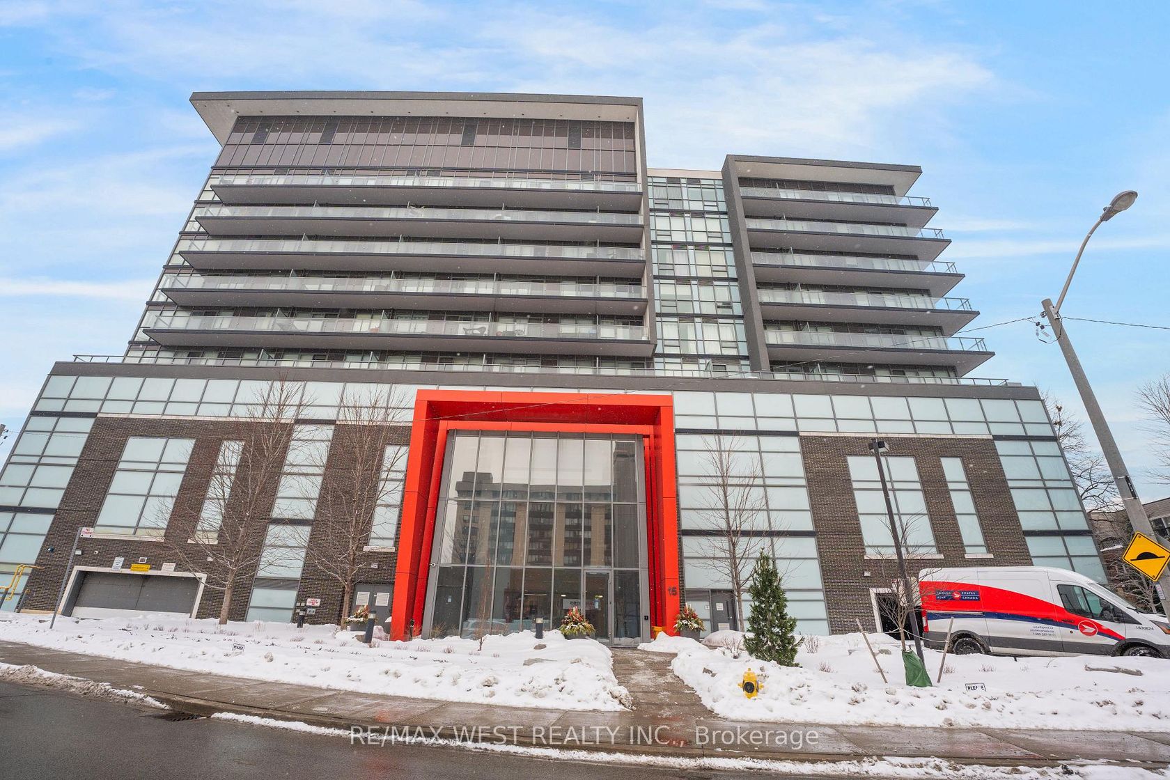 627 - 15 James Finlay Way, CFB, Toronto photo number 2