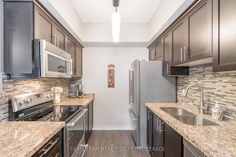 Photo 7 at 210 - 40 Ferndale Drive S, Ardagh, Barrie