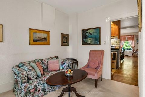 Photo 14 at 129 Alcorn Avenue, St. Clair, Toronto