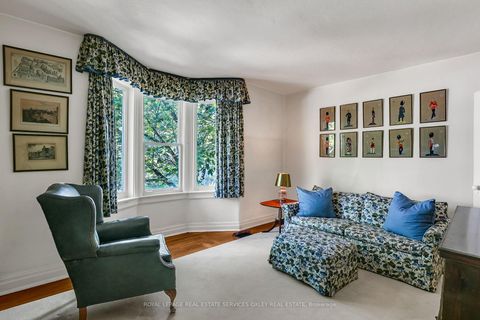Photo 19 at 129 Alcorn Avenue, St. Clair, Toronto