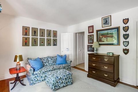 Photo 20 at 129 Alcorn Avenue, St. Clair, Toronto