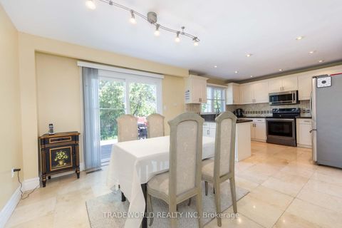 Photo 13 at 46 Winlock Park, Newtonbrook East, Toronto