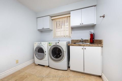 Photo 18 at 46 Winlock Park, Newtonbrook East, Toronto
