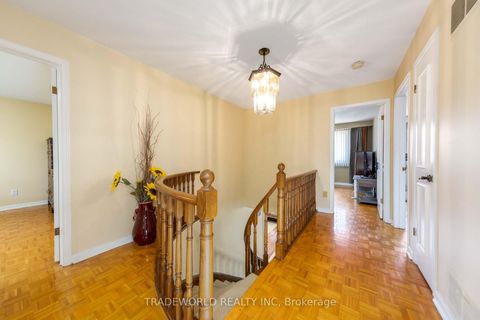 Photo 22 at 46 Winlock Park, Newtonbrook East, Toronto
