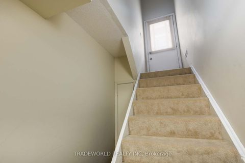 Photo 42 at 46 Winlock Park, Newtonbrook East, Toronto