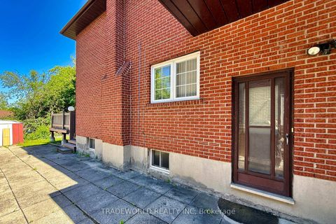Photo 47 at 46 Winlock Park, Newtonbrook East, Toronto