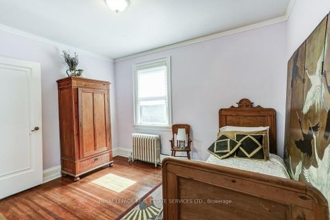 Photo 22 at 2 Larkin Avenue, Swansea, Toronto