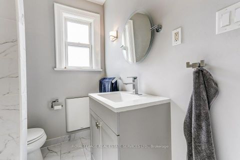 Photo 34 at 2 Larkin Avenue, Swansea, Toronto