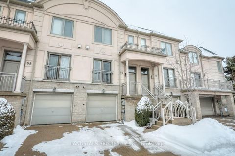 Photo 1 at 69 - 9133 Bayview Avenue, Doncrest, Richmond Hill