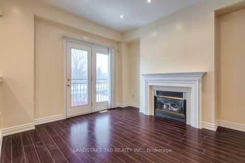 Photo 4 at 69 - 9133 Bayview Avenue, Doncrest, Richmond Hill