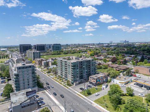 Photo 2 at 508 - 920 Sheppard Avenue W, Bathurst Manor, Toronto