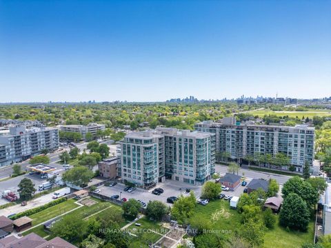 Photo 3 at 508 - 920 Sheppard Avenue W, Bathurst Manor, Toronto