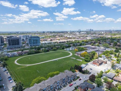 Photo 34 at 508 - 920 Sheppard Avenue W, Bathurst Manor, Toronto