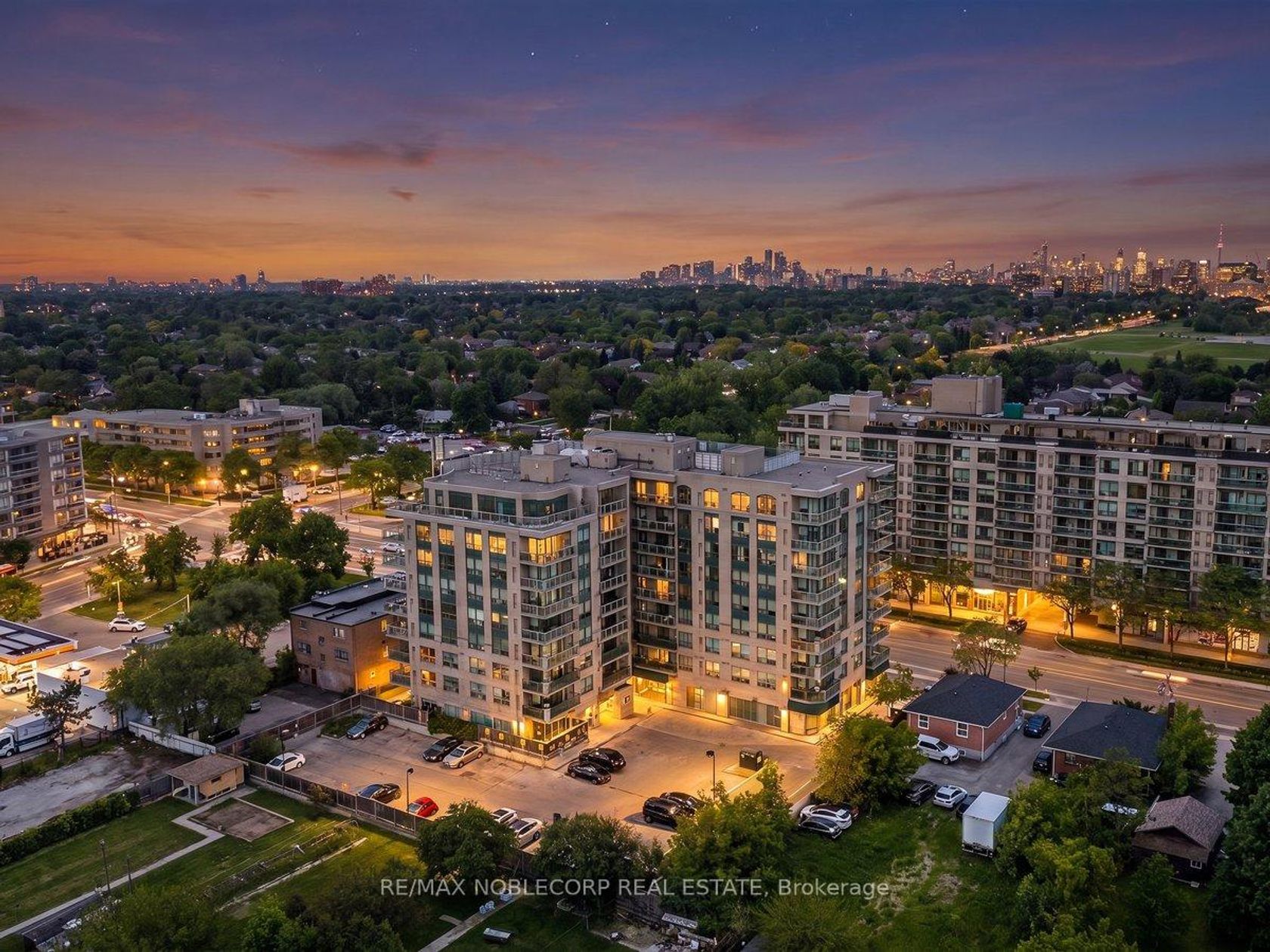 508 - 920 Sheppard Avenue W, Bathurst Manor, Toronto photo number 2
