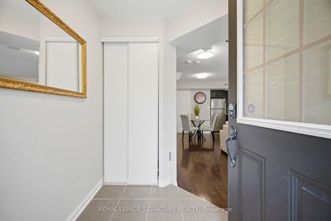Photo 2 at 162 - 8 Foundry Avenue, Junction, Toronto
