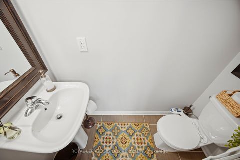 Photo 15 at 162 - 8 Foundry Avenue, Junction, Toronto
