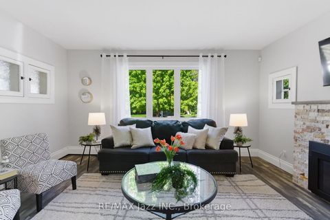 Photo 8 at 72 Cadillac Avenue S, Central, Oshawa