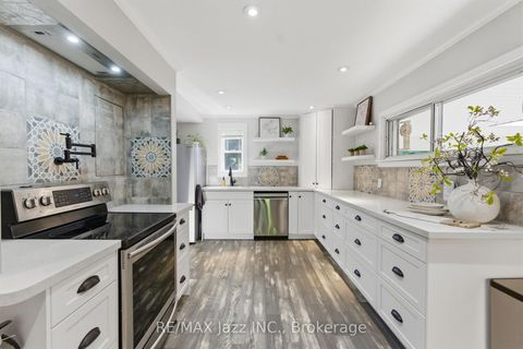 Photo 16 at 72 Cadillac Avenue S, Central, Oshawa