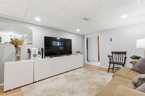 Photo 38 at 72 Cadillac Avenue S, Central, Oshawa