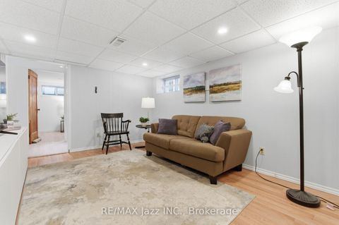 Photo 39 at 72 Cadillac Avenue S, Central, Oshawa