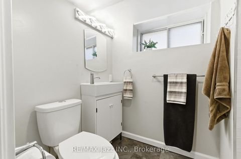Photo 42 at 72 Cadillac Avenue S, Central, Oshawa