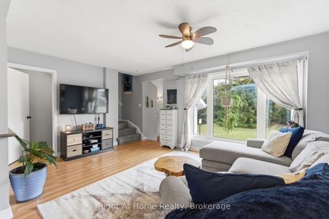 Photo 7 at 12 - 303 Garden Street, Downtown Whitby, Whitby