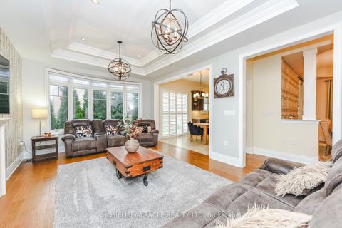 Photo 11 at 37 Venkata Drive, Kleinburg, Vaughan