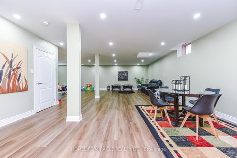 Photo 41 at 37 Venkata Drive, Kleinburg, Vaughan