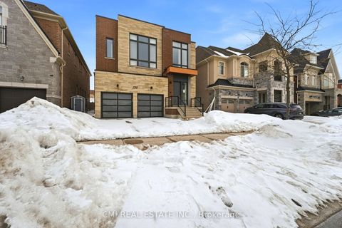 Photo 2 at 392 Farrell Road, Patterson, Vaughan