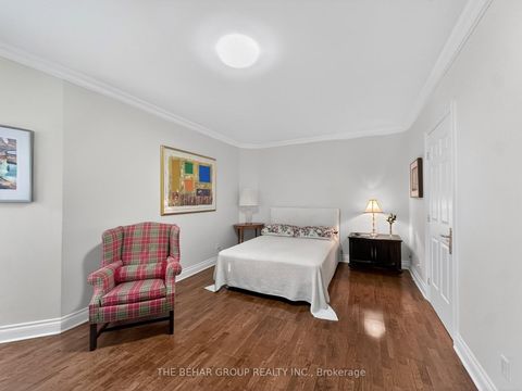 Photo 14 at 304 - 8 Sultan Street, Bay Street Corridor, Toronto