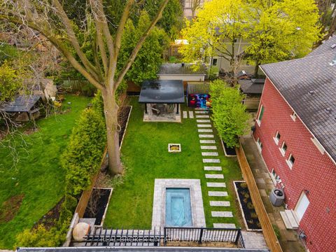 Photo 38 at 17 Old Oak Road, Kingsway South, Toronto