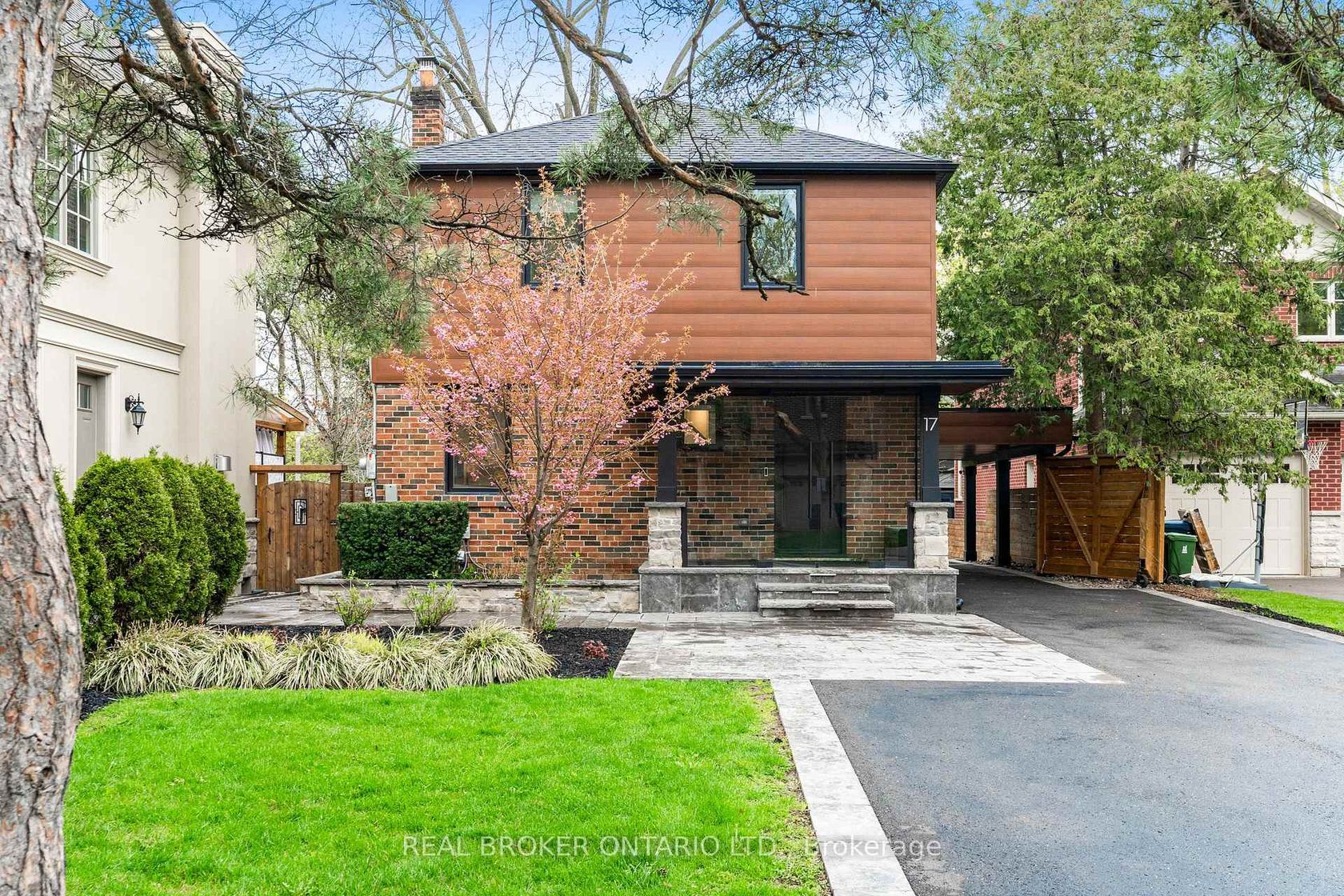 17 Old Oak Road, Kingsway South, Toronto 
