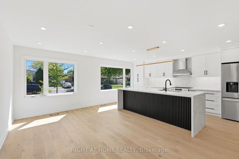 Photo 12 at 36 Vauxhall Drive, Dorset Park, Toronto