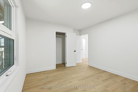 Photo 21 at 36 Vauxhall Drive, Dorset Park, Toronto