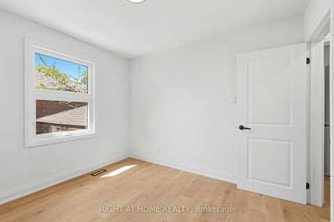 Photo 23 at 36 Vauxhall Drive, Dorset Park, Toronto