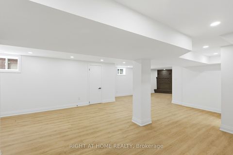 Photo 31 at 36 Vauxhall Drive, Dorset Park, Toronto