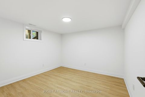 Photo 37 at 36 Vauxhall Drive, Dorset Park, Toronto