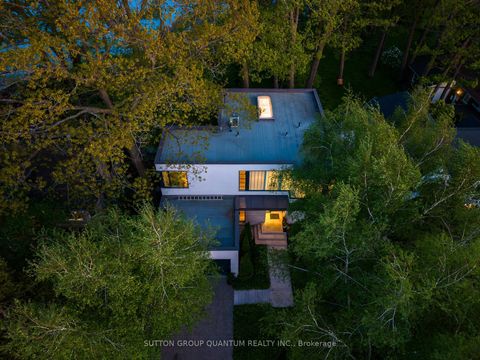 Photo 2 at 23 Crescentwood Road, Cliffside, Toronto