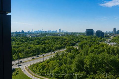 Photo 13 at 1004 - 1 Quarrington Lane, Don Mills, Toronto