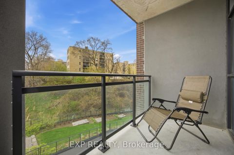 Photo 5 at 404 - 25 Neighbourhood Lane, Queensway, Toronto
